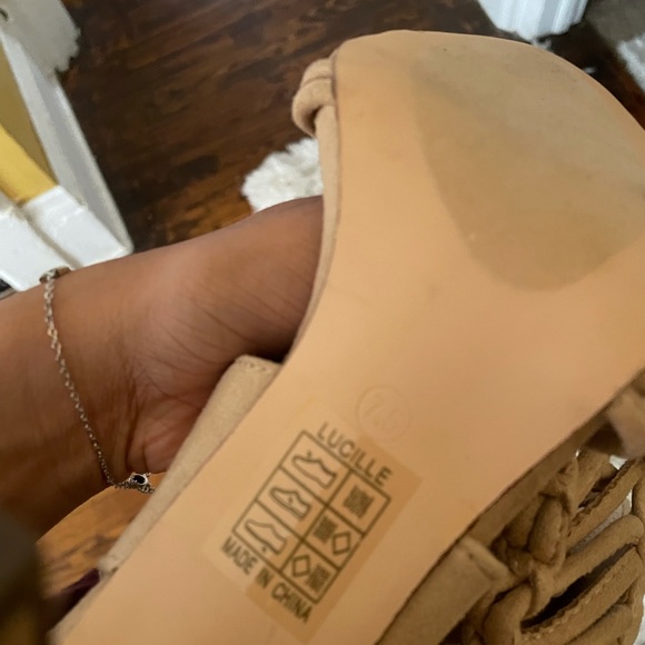 Nude tie up heels NEW and unworn - Picture 6 of 7